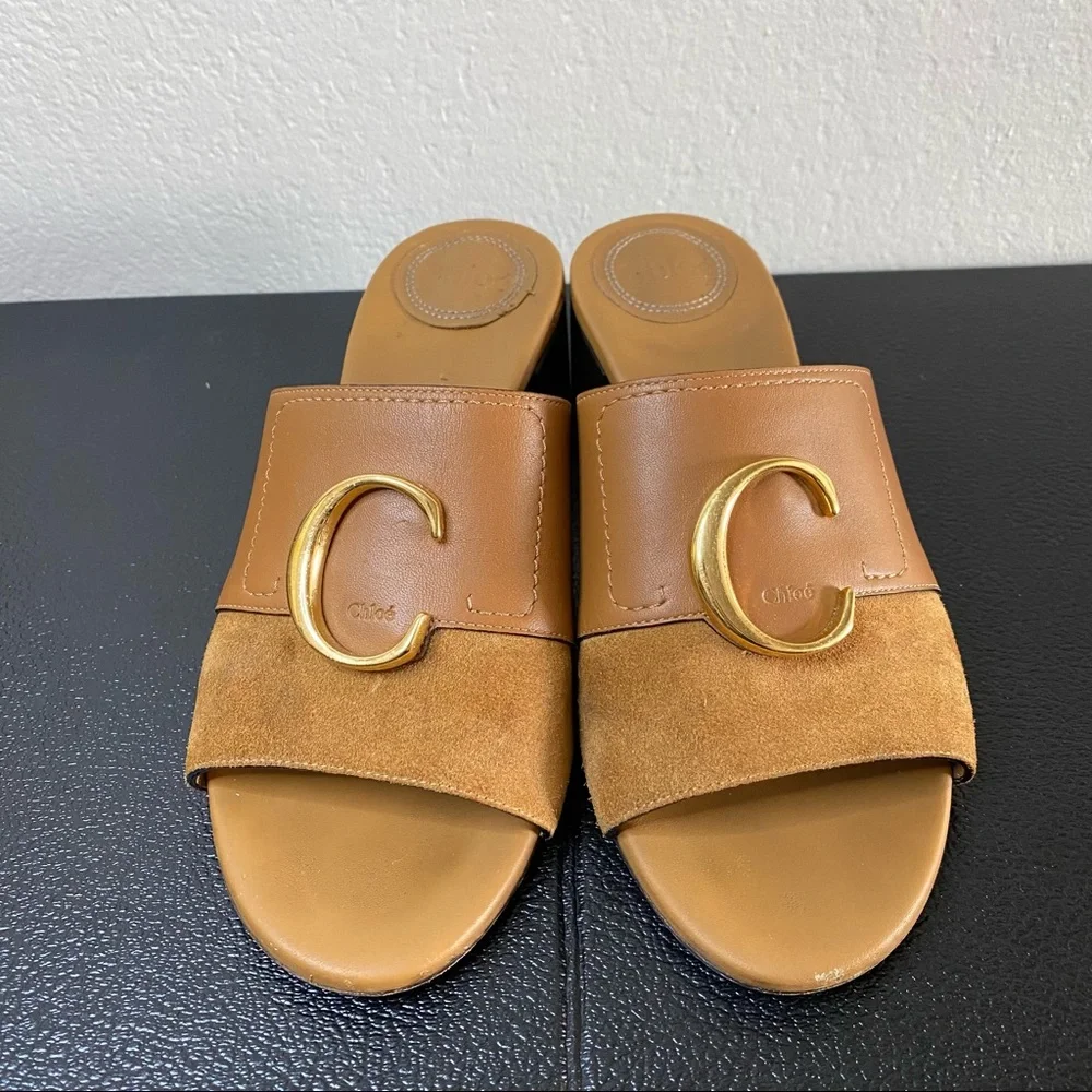 CHLOÉ camel tan C logo embellished leather heeled mules 39 - Picture 4 of 15